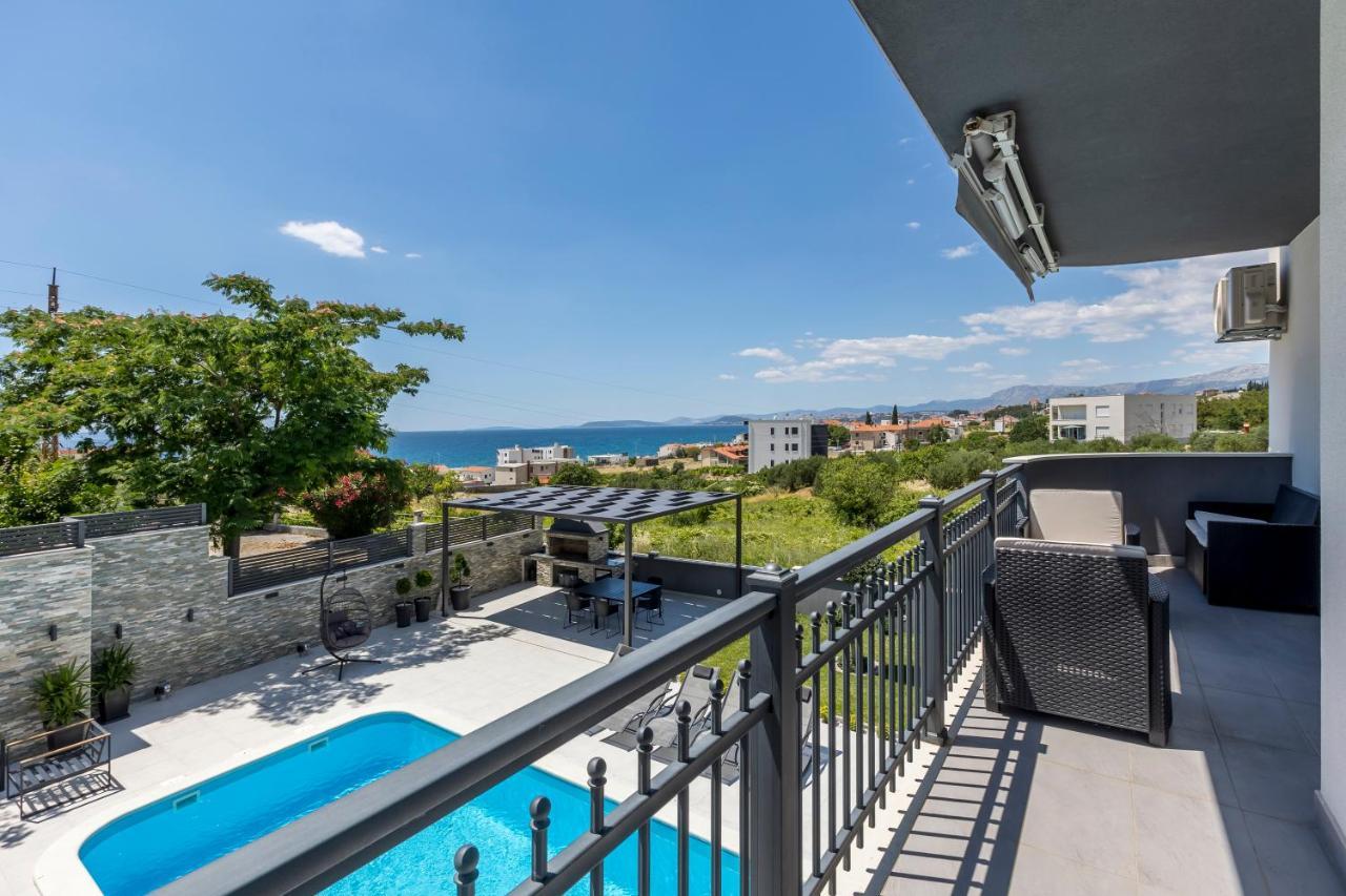 Villa D&D Excelsior Подстрана Екстер'єр фото